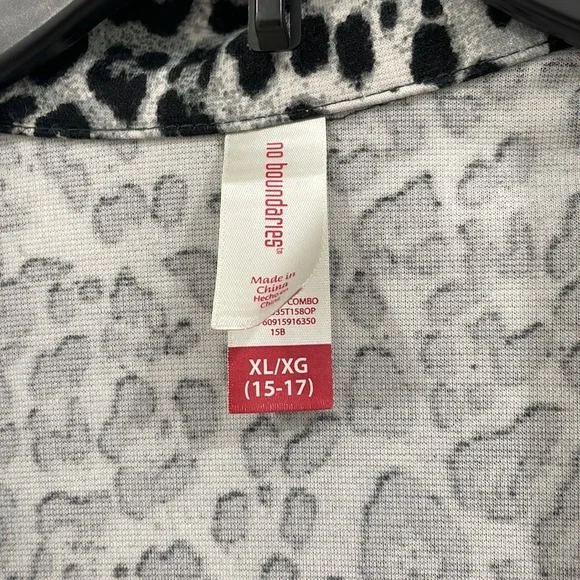 Snow leopard print blazer size XL by No Boundaries - Picture 5 of 7